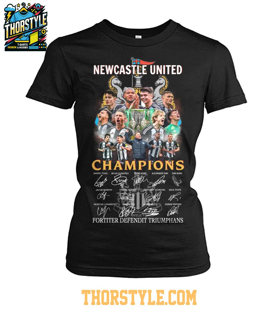 Newcastle United Fortiter Dependit Triumphans Champions 2025 Tshirt Newcastle United Fortiter Dependit Triumphans Champions 2025 Tshirt