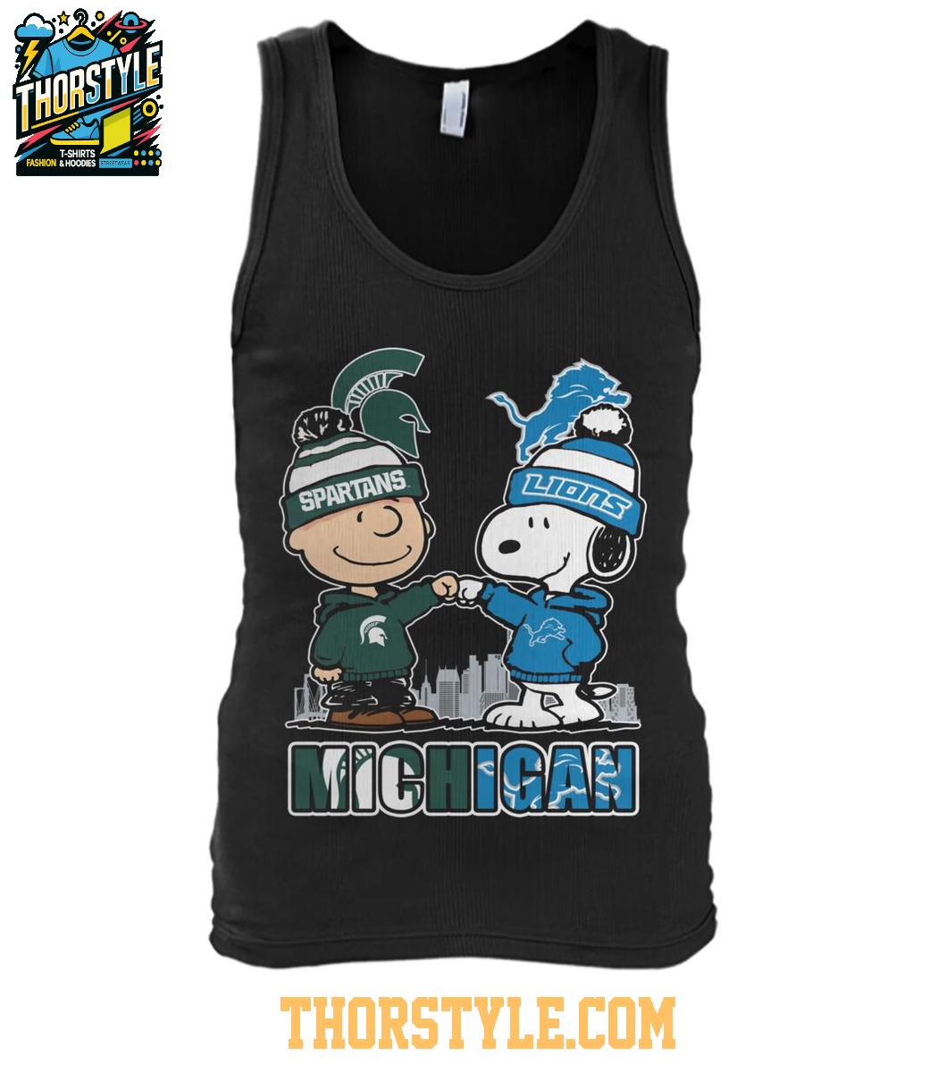Michigan State Spartans Detroit Lions Snoopy Winter Coming 2025 T-Shirt Michigan State Spartans Detroit Lions Snoopy Winter Coming 2025 T-Shirt