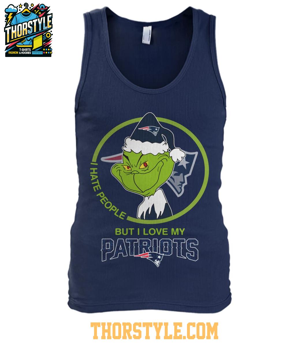 New England Patriots Grinch Hates People But Loves Football Xmas 2025 T-Shirt New England Patriots Grinch Hates People But Loves Football Xmas 2025 T-Shirt