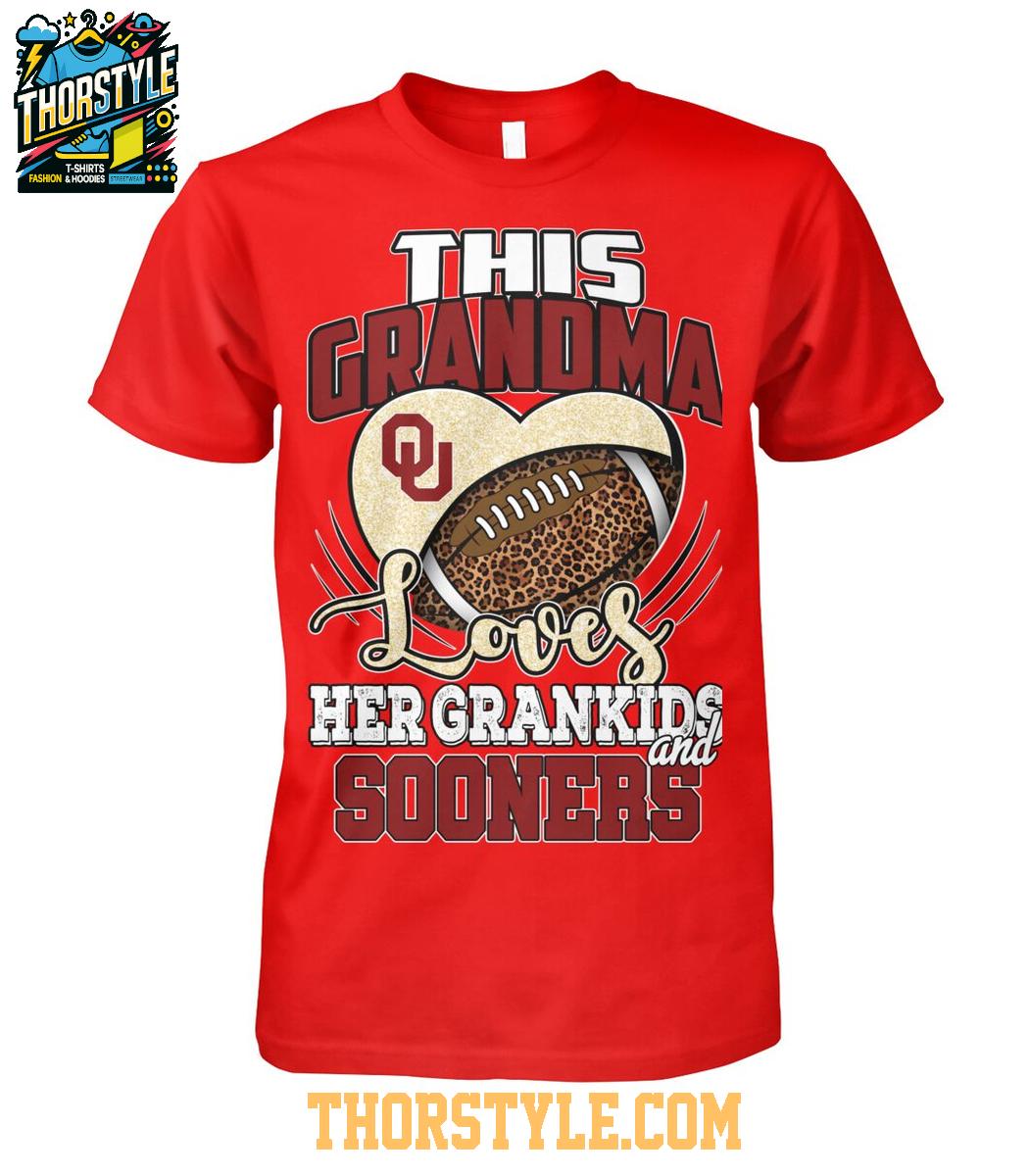 Oklahoma Sooners This Grandma Loves Her Grandkid And Sooners 2025 T-Shirt Oklahoma Sooners This Grandma Loves Her Grandkid And Sooners 2025 T-Shirt